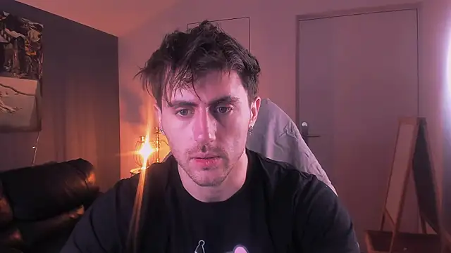 Snapshot of Oscar_Miller_ chatting on 09/19/25, 09:26 Oscar Miller online show from 09/19/25, 09:26