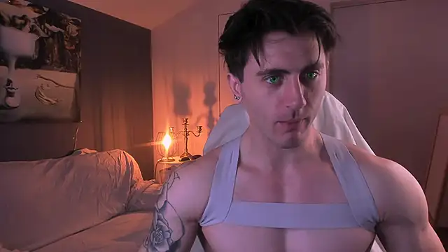 Snapshot of Oscar_Miller_ chatting on 09/22/25, 08:55 Oscar Miller online show from 09/22/25, 08:55