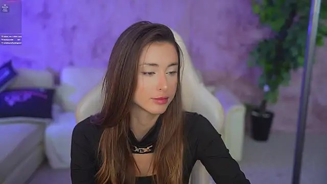 Snapshot of Luna_secretgirl chatting on 10/15/25, 07:08 Luna secretgirl online show from 10/15/25, 07:08