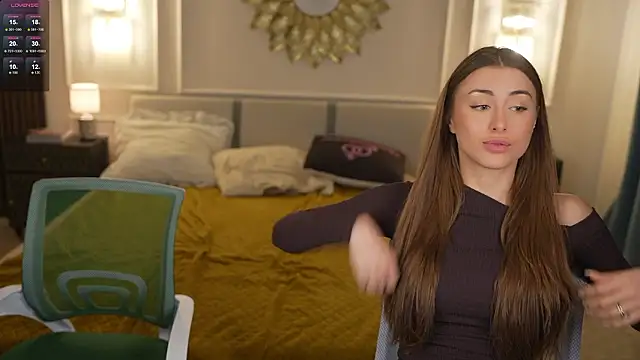 Luna secretgirl online show from 03/25/26, 11:49