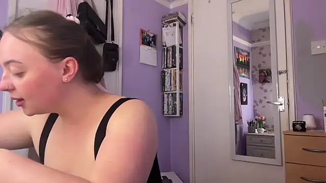 SexySashaxox online show from 09/13/25, 01:22