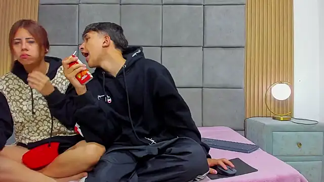 ChanellandMax online show from 01/08/26, 01:24