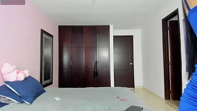 marianaandvalen online show from 02/02/26, 07:12