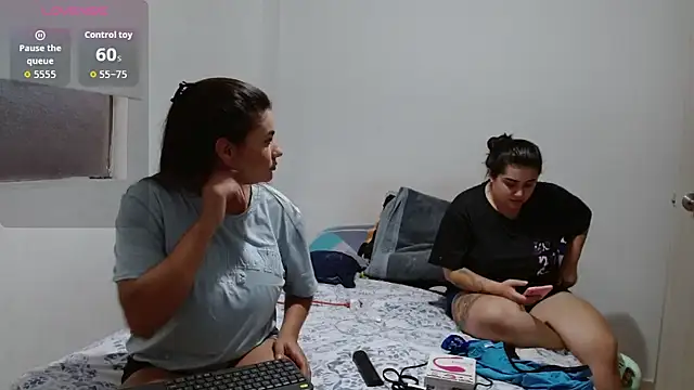 Snapshot of Laia_Gomez chatting on 11/29/25, 10:57 Laia Gomez online show from 11/29/25, 10:57