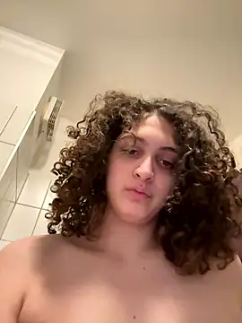 DreamThickCouple online show from 01/06/26, 10:56