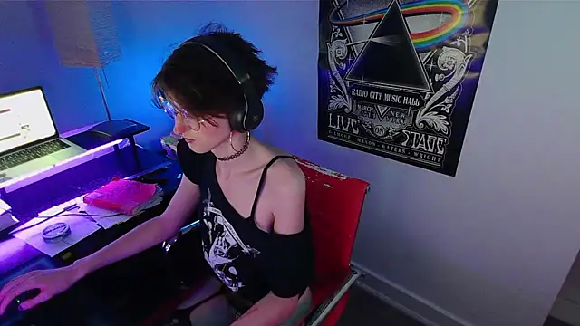 polaris industries online show from 09/23/25, 09:51