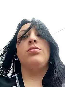 megan fox5 online show from 10/03/25, 02:36