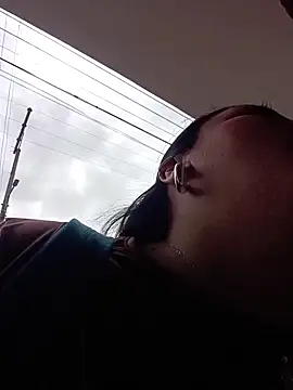 megan fox5 online show from 11/26/25, 03:02