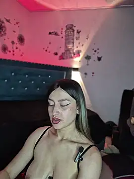 AnniexMichaelLive online show from 04/27/26, 03:32
