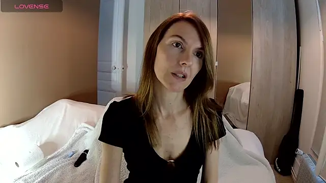 fanny posy online show from 06/29/26, 11:43