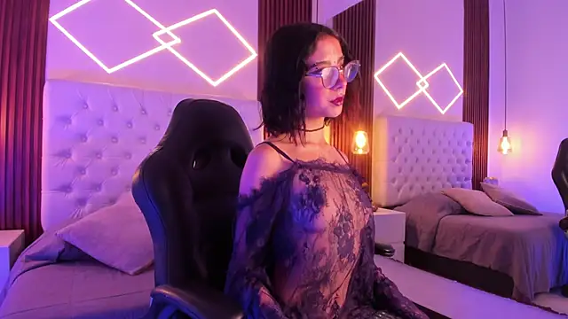 Snapshot of ZamabyCrucie chatting on 09/08/25, 11:48 ZamabyCrucie online show from 09/08/25, 11:48