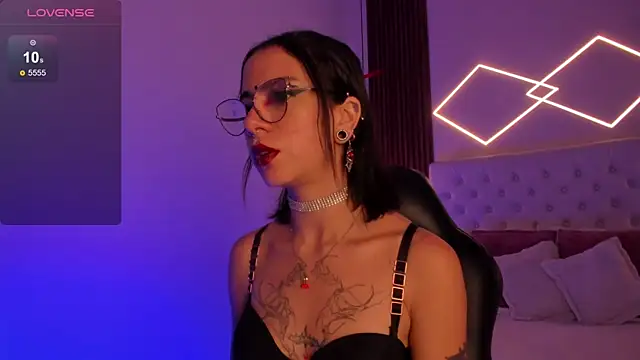 Snapshot of ZamabyCrucie chatting on 09/21/25, 04:03 ZamabyCrucie online show from 09/21/25, 04:03