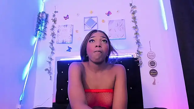 Snapshot of AkariRosetti chatting on 10/06/25, 07:33 AkariRosetti online show from 10/06/25, 07:33