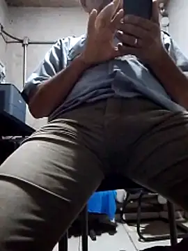 Snapshot of jssaf chatting on 02/20/26, 12:07 jssaf online show from 02/20/26, 12:07