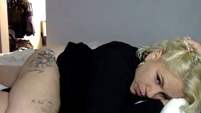 toomuchofafreak online show from 09/08/25, 06:18