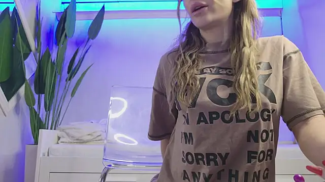 KaseyQuinn  online show from 03/19/26, 08:24