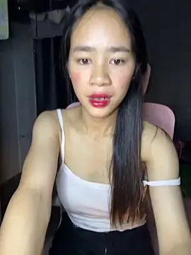 Snapshot of TiNa_04 chatting on 09/14/25, 01:16 TiNa 04 online show from 09/14/25, 01:16