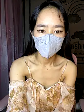 Snapshot of TiNa_04 chatting on 10/01/25, 10:49 TiNa 04 online show from 10/01/25, 10:49