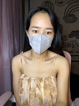 Snapshot of TiNa_04 chatting on 10/06/25, 10:40 TiNa 04 online show from 10/06/25, 10:40