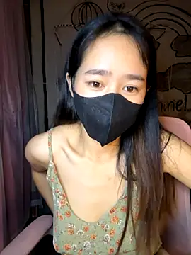 Snapshot of TiNa_04 chatting on 11/01/25, 11:56 TiNa 04 online show from 11/01/25, 11:56