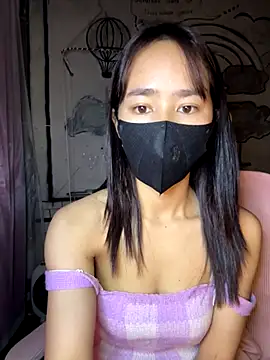 TiNa 04 online show from 12/14/25, 12:16