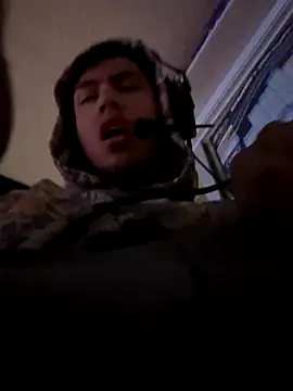 Snapshot of StrokingDaddy4 chatting on 10/07/25, 10:12 StrokingDaddy4 online show from 10/07/25, 10:12