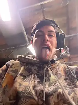 Snapshot of StrokingDaddy4 chatting on 11/05/25, 11:21 StrokingDaddy4 online show from 11/05/25, 11:21