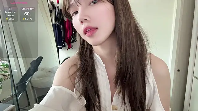 Yiyi-707 online show from 09/10/25, 09:53