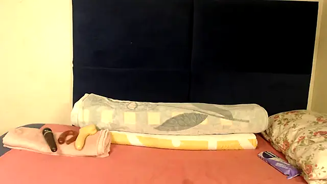 Sexy-Momo online show from 10/06/25, 09:23