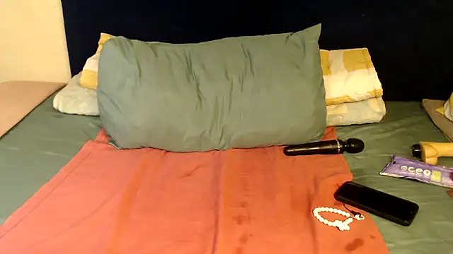 Sexy-Momo online show from 10/18/25, 05:35