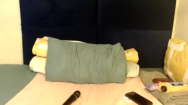 Sexy-Momo online show from 10/20/25, 09:15