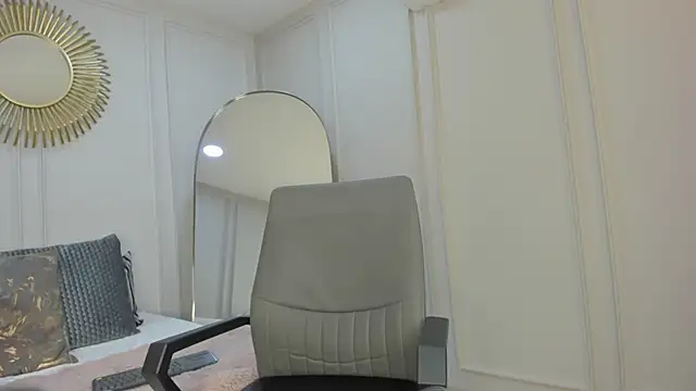 CharlotteBrownn  online show from 09/28/25, 01:33