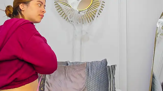 CharlotteBrownn  online show from 10/23/25, 02:44