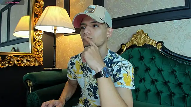 AlessandroKiing online show from 04/11/26, 07:07