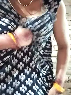 Snapshot of rani8008 chatting on 10/03/25, 05:37 rani8008 online show from 10/03/25, 05:37