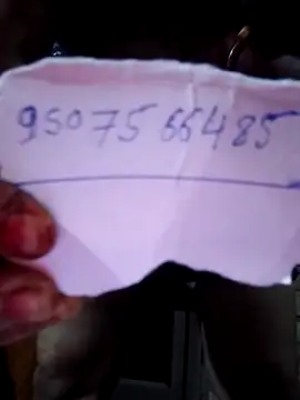 Snapshot of rani8008 chatting on 10/04/25, 06:22 rani8008 online show from 10/04/25, 06:22