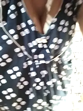 Snapshot of rani8008 chatting on 10/11/25, 02:00 rani8008 online show from 10/11/25, 02:00