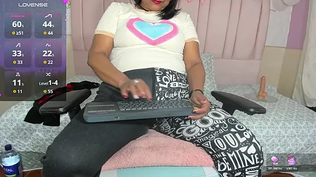 mya blaze online show from 11/12/25, 12:38