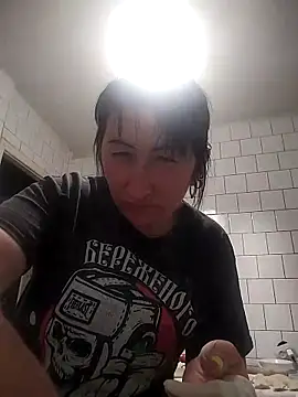 Snapshot of Funny_Karina chatting on 09/17/25, 04:19 Funny Karina online show from 09/17/25, 04:19