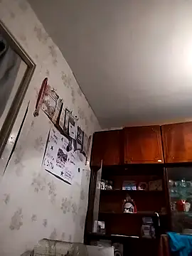 Snapshot of Funny_Karina chatting on 10/26/25, 05:35 Funny Karina online show from 10/26/25, 05:35