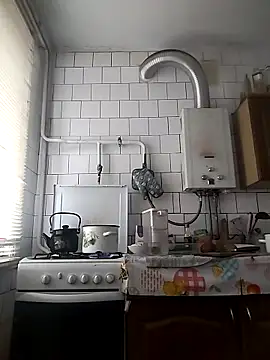 Snapshot of Funny_Karina chatting on 11/13/25, 06:34 Funny Karina online show from 11/13/25, 06:34