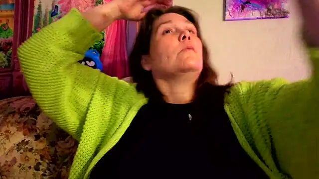 Princess  Kitty   online show from 11/30/25, 10:58