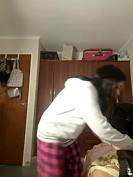 missapril0101 online show from 04/07/26, 02:34