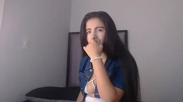 Lucy-23 online show from 01/07/26, 05:21