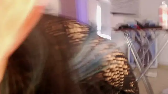 rihonna hs8 online show from 10/21/25, 01:01