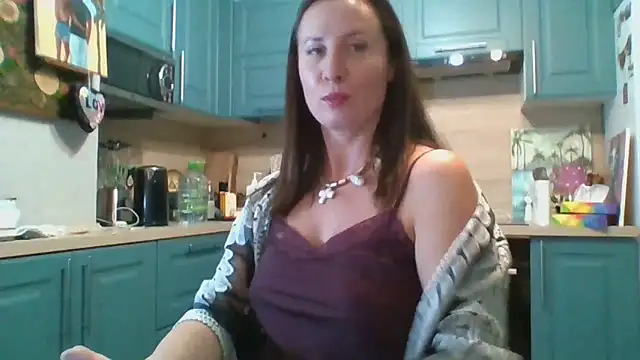 ALICAINWONDERLAND online show from 11/08/25, 04:40