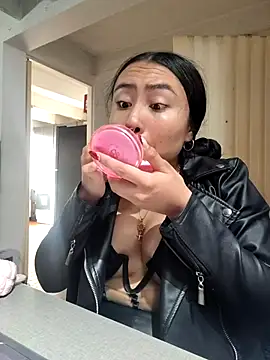 Venus Rivers online show from 11/12/25, 01:11