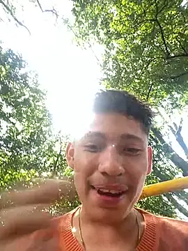 Snapshot of elfernh chatting on 10/05/25, 05:55 elfernh online show from 10/05/25, 05:55