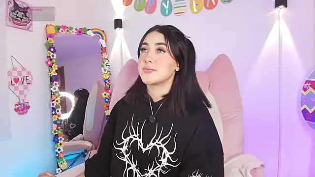 justonecute online show from 04/03/26, 01:03