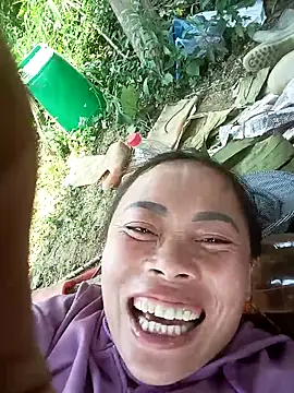 CoMay003 online show from 04/13/26, 05:24